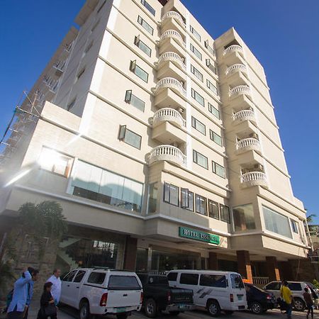 Hotel Essencia Dumaguete City Exterior photo