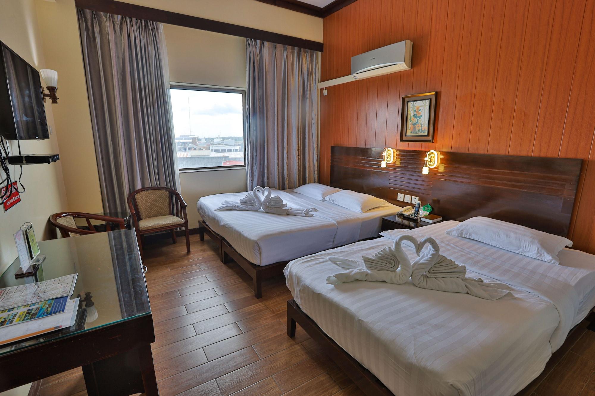 Hotel Essencia Dumaguete City Exterior photo
