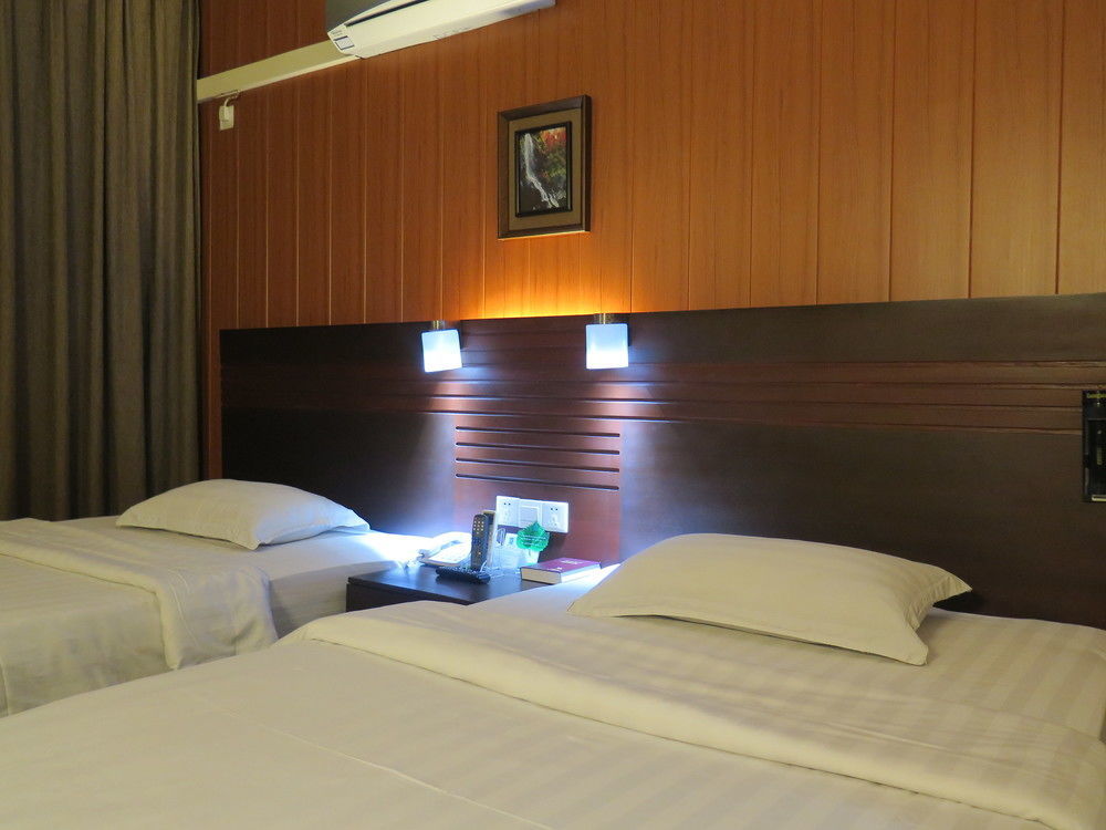 Hotel Essencia Dumaguete City Exterior photo