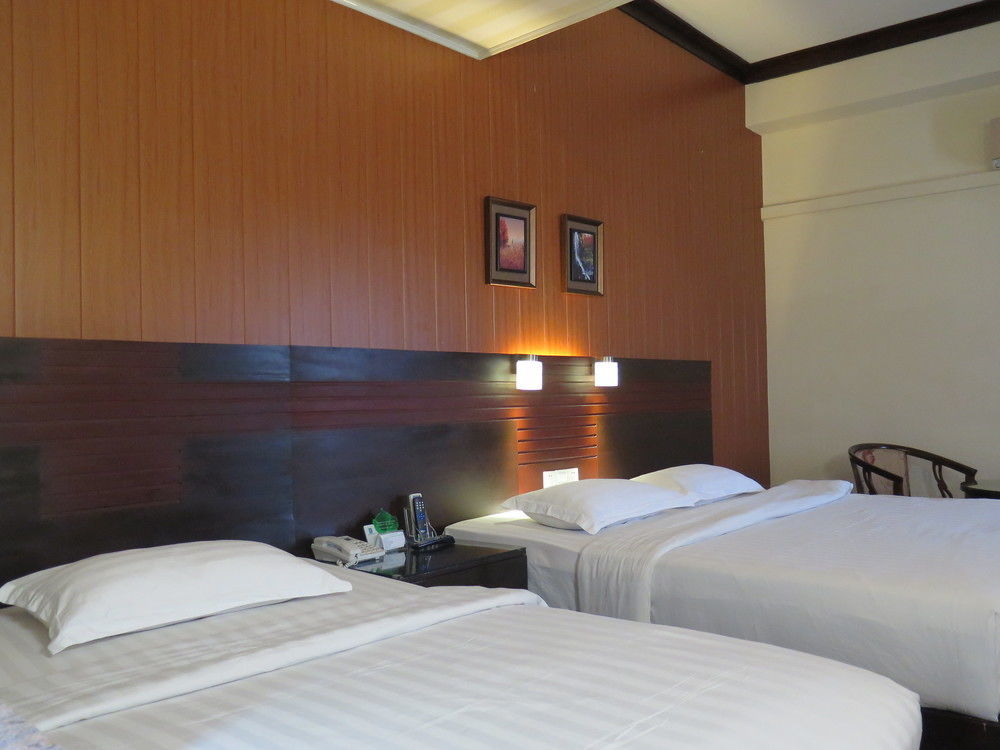 Hotel Essencia Dumaguete City Exterior photo