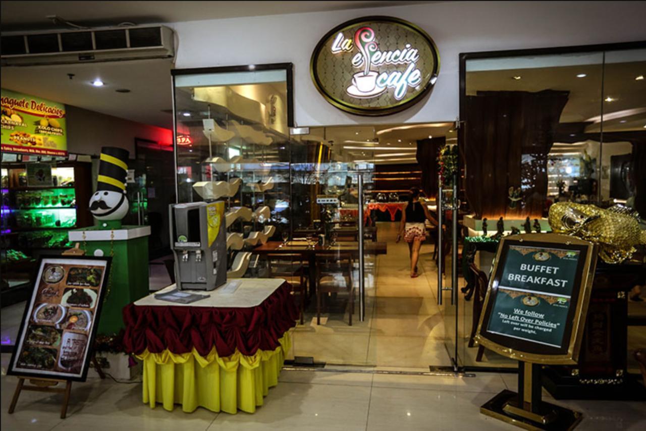 Hotel Essencia Dumaguete City Exterior photo