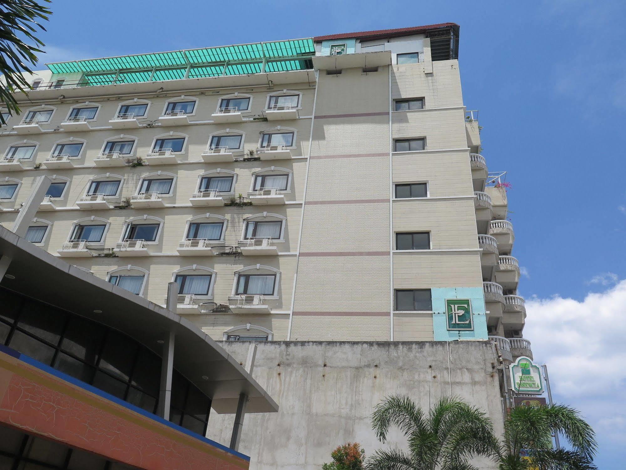 Hotel Essencia Dumaguete City Exterior photo