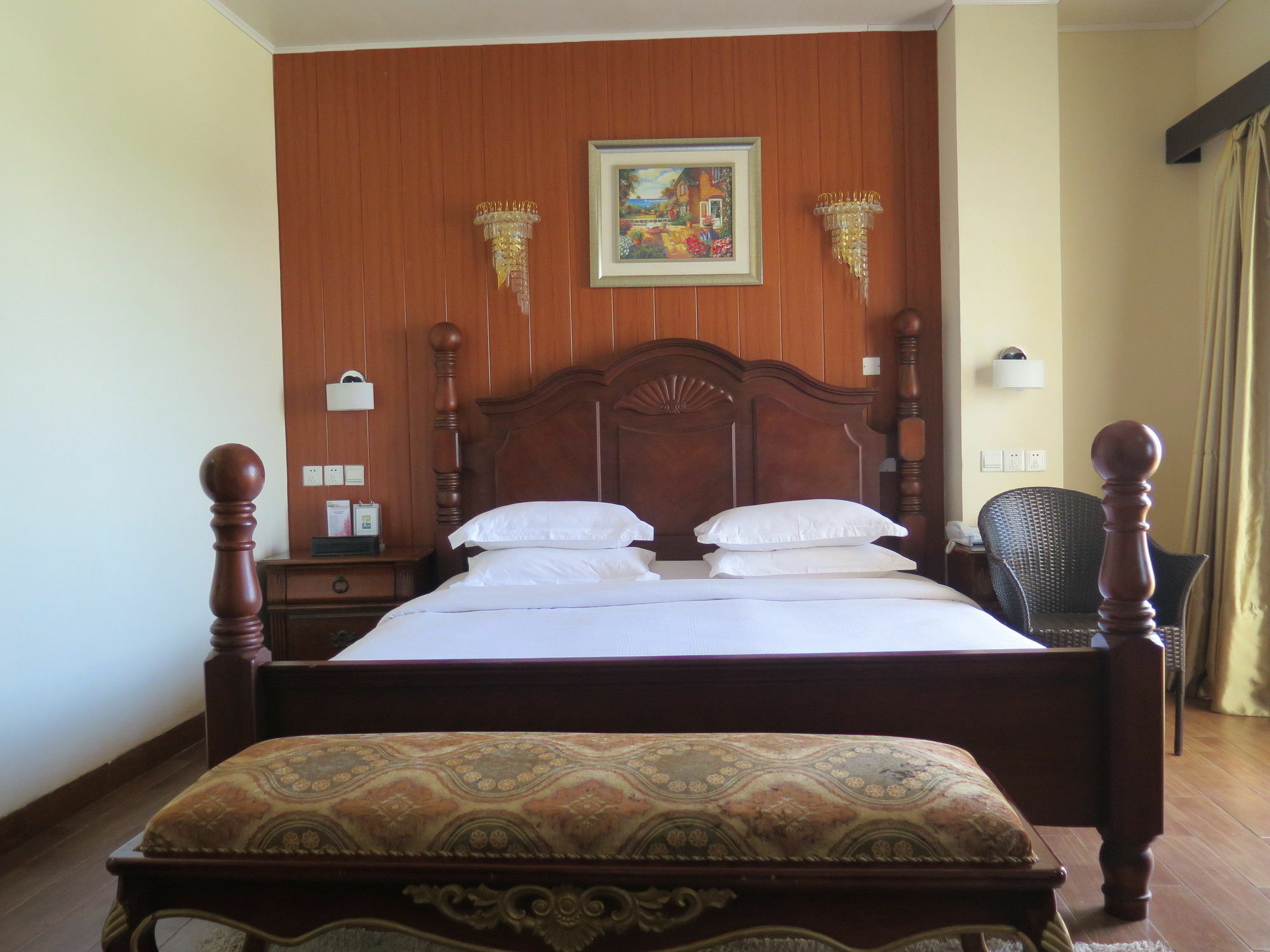 Hotel Essencia Dumaguete City Exterior photo