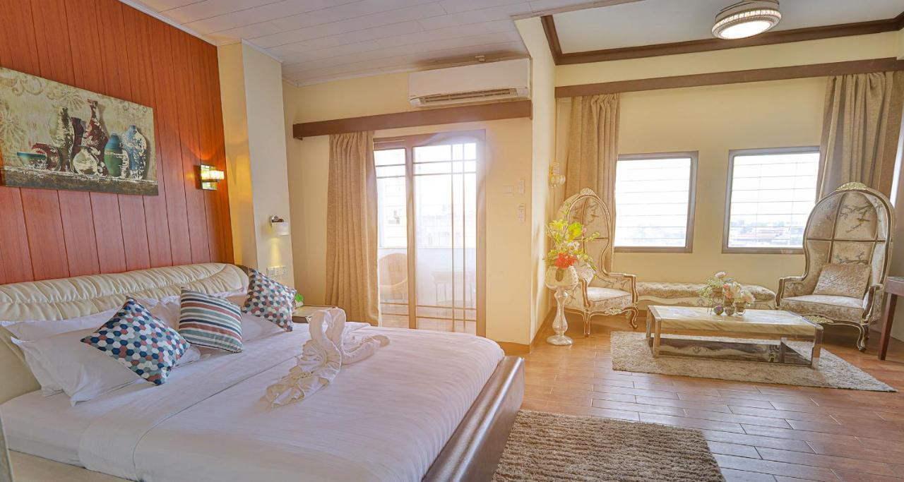 Hotel Essencia Dumaguete City Exterior photo