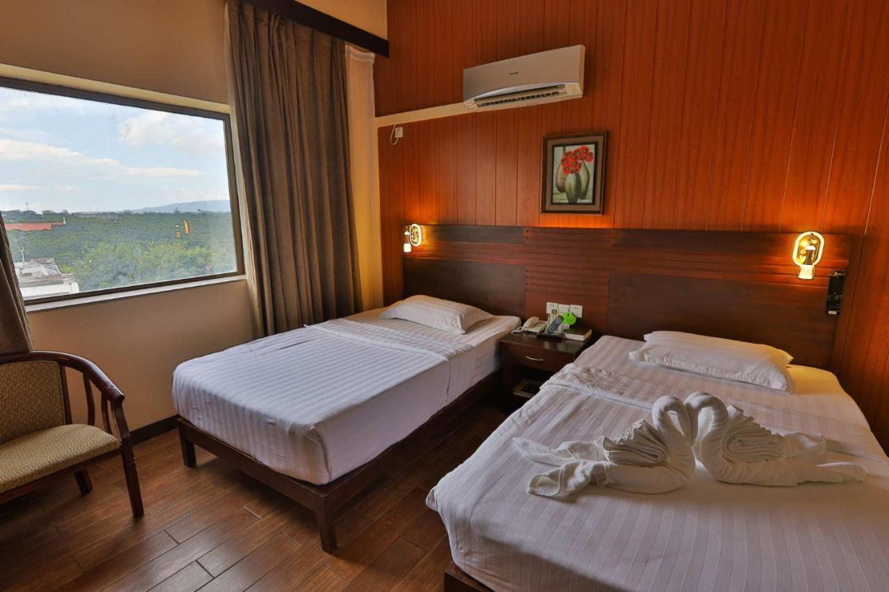 Hotel Essencia Dumaguete City Exterior photo